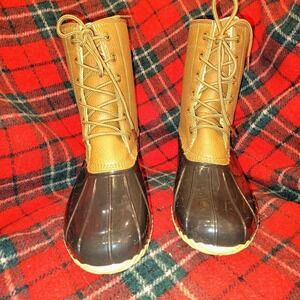 Womens SZ 11 Tan & Black Duck Boots Lace Up Ankle Waterproof Winter Shoes